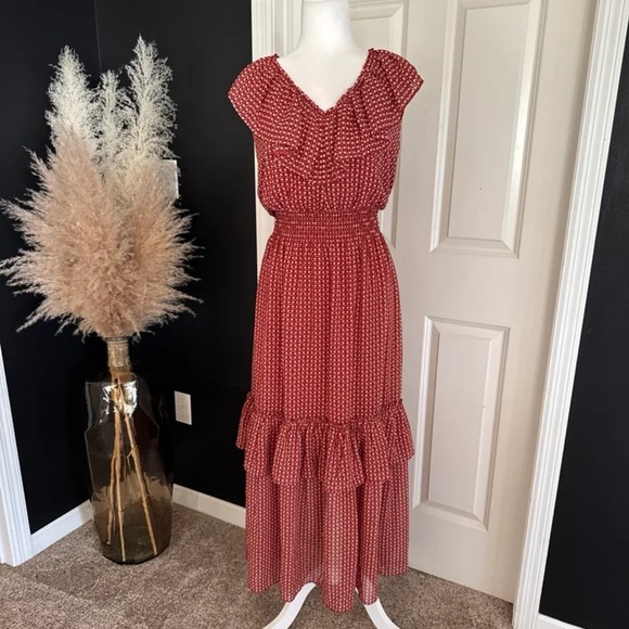 NWT MAX STUDIO
Ruffled V-neck Sleeveless Maxi Dress In Rstbrcrd
Size Small - Picture 1 of 12